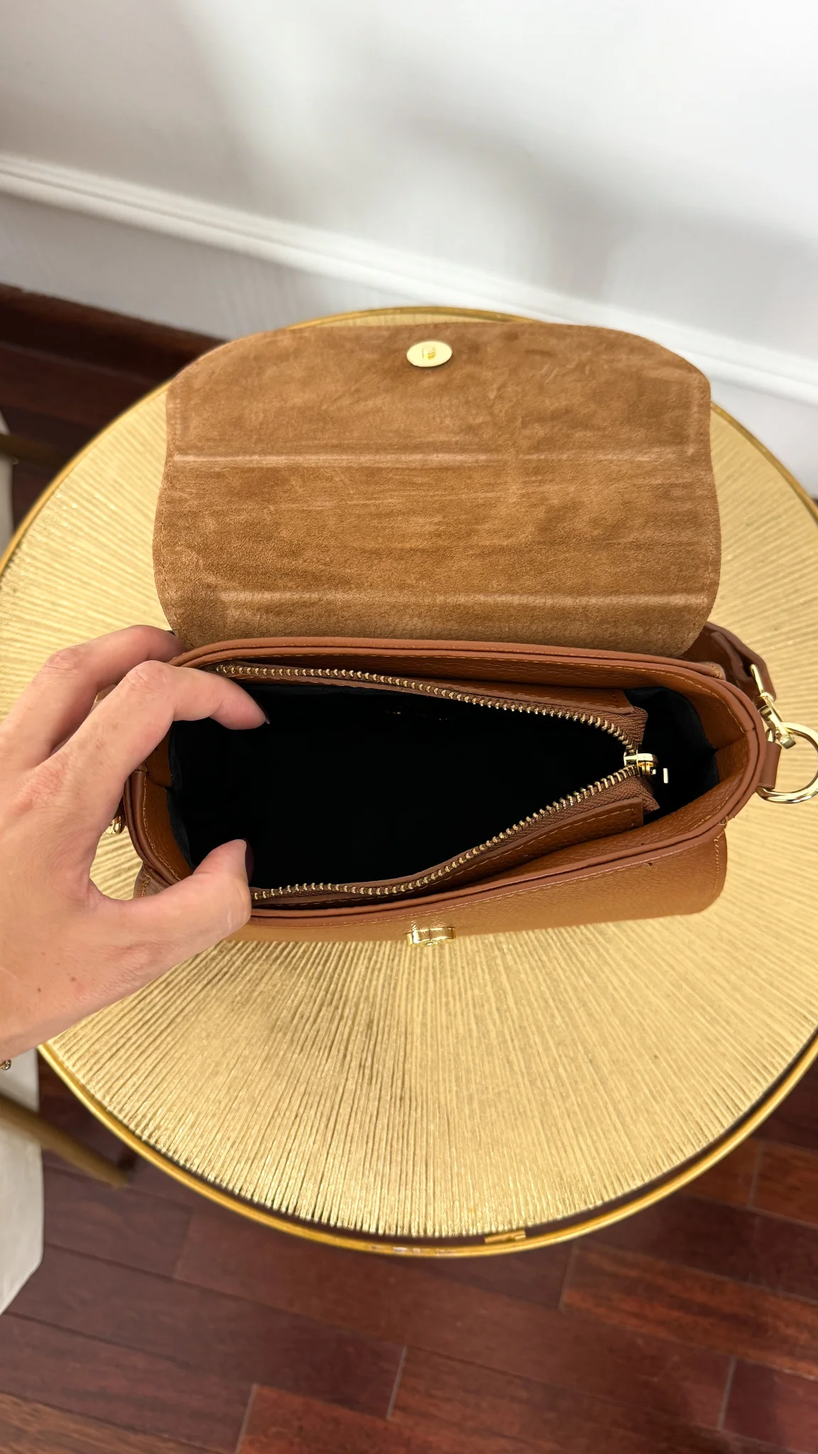 Skórzana torebka Noa camel