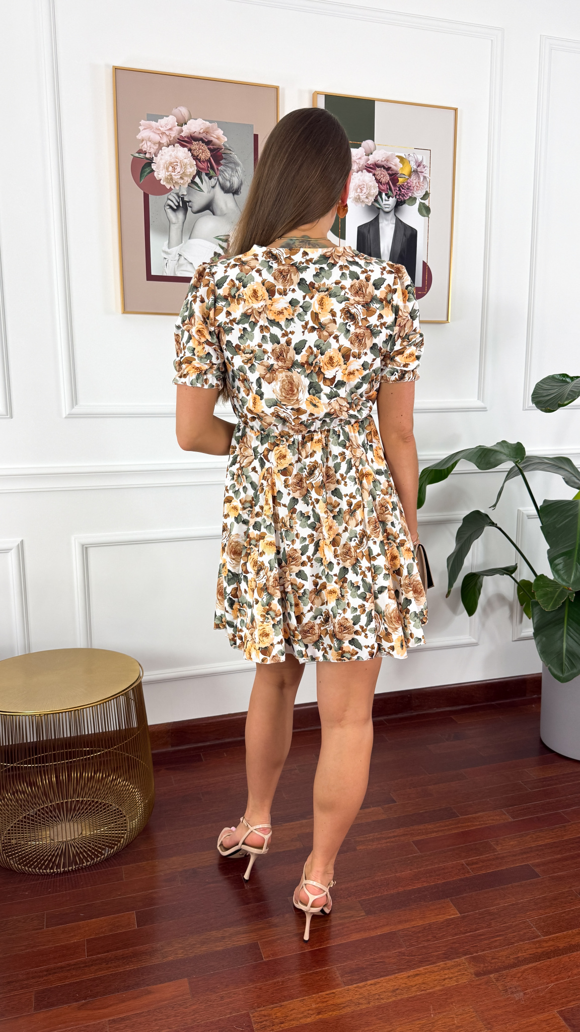 Sukienka w kwiatowy print Abby short biała-żółta