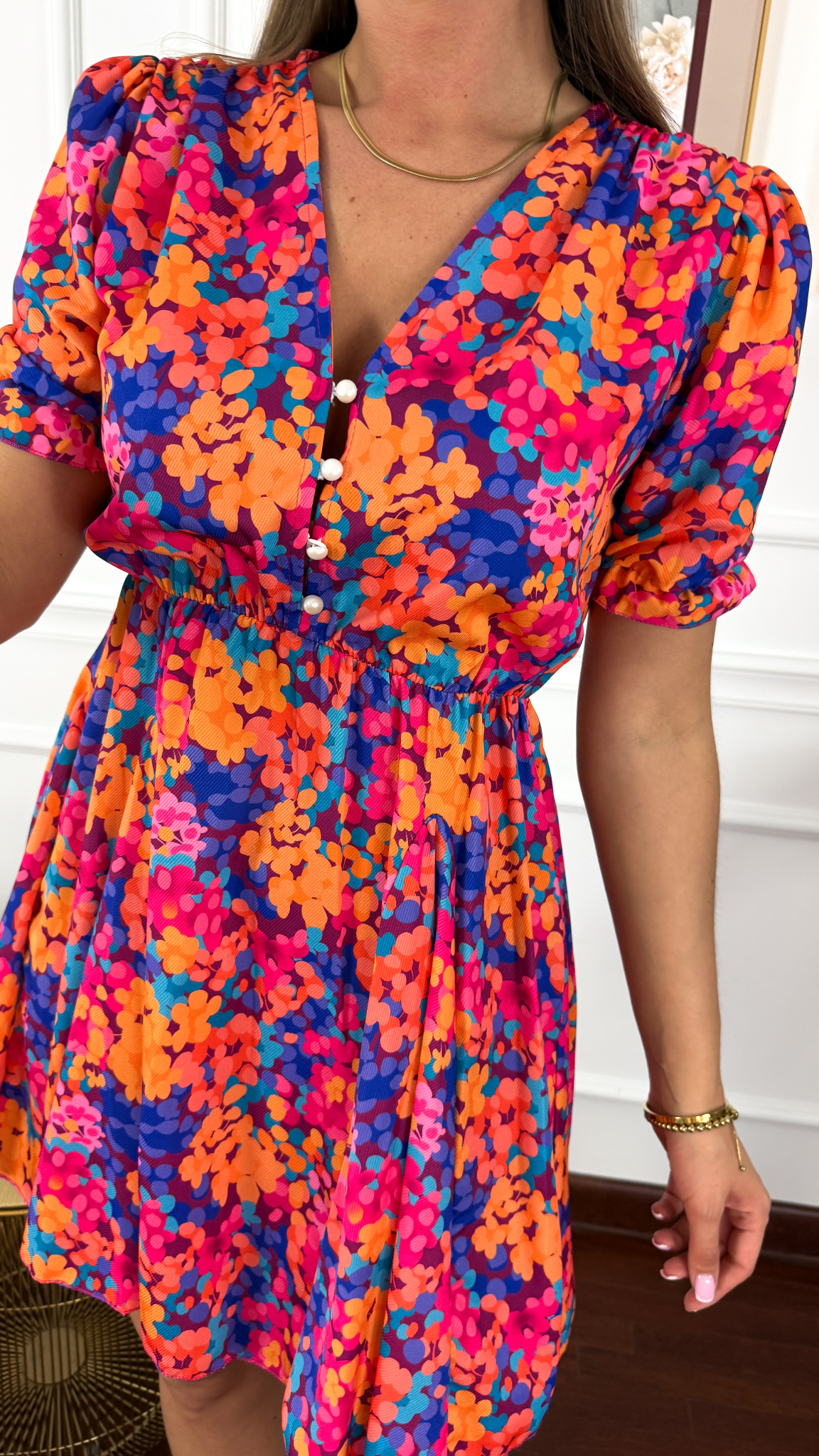 Sukienka w kwiatowy print Abby short multicolor