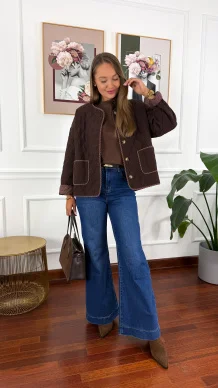 Pikowana kurtka Kessa czekoladowa