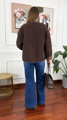 Pikowana kurtka Kessa czekoladowa