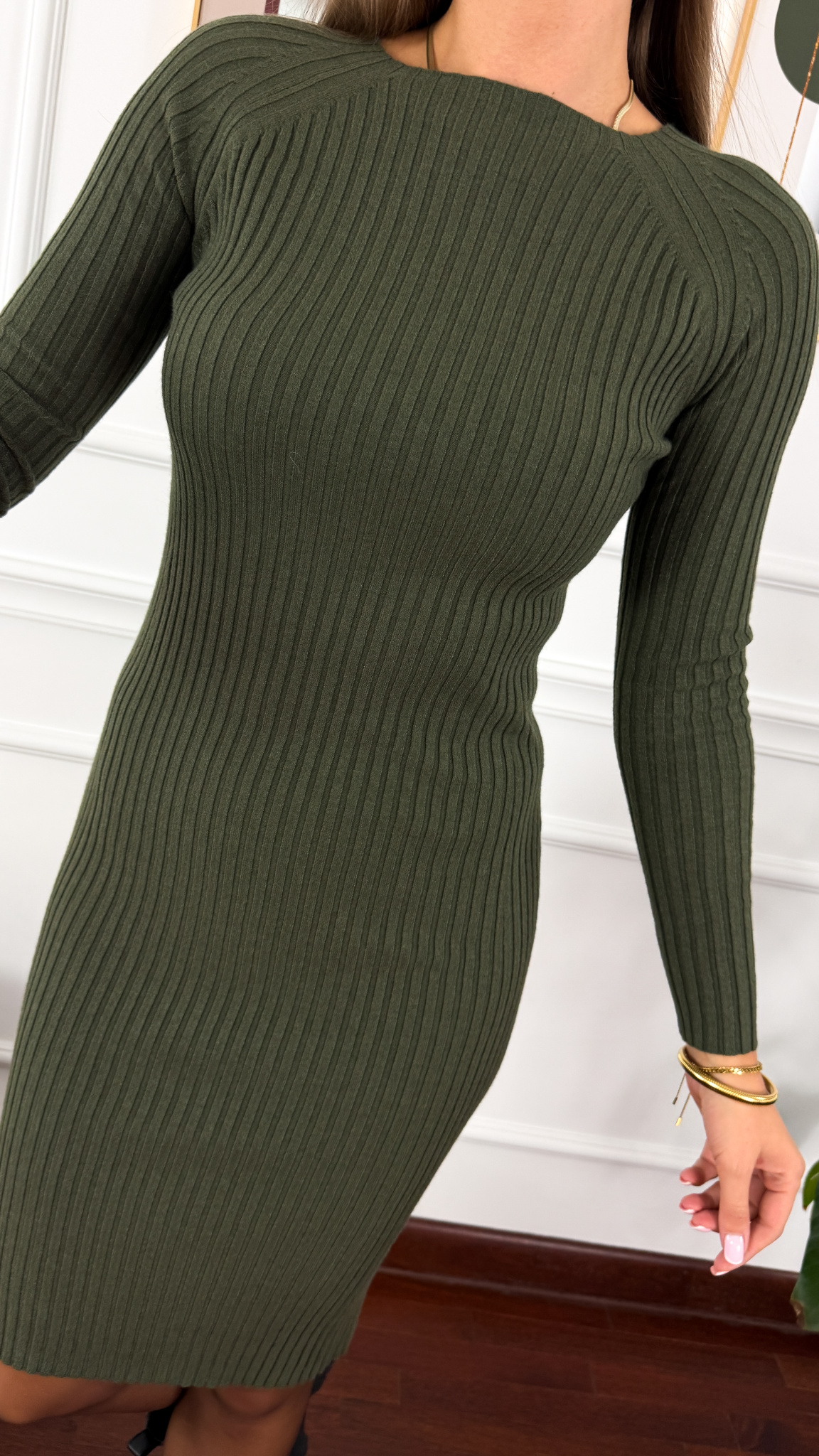 Wiskozowa sukienka Talia oliwkowa