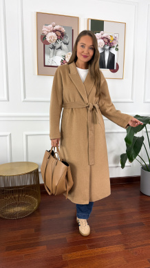 Wełniany płaszcz Astrid camelowy