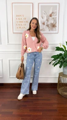 Sweter 3d Saria stokrotki różowy