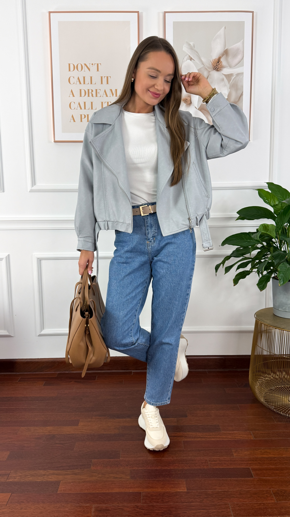 Ramoneska Dalma gołębia