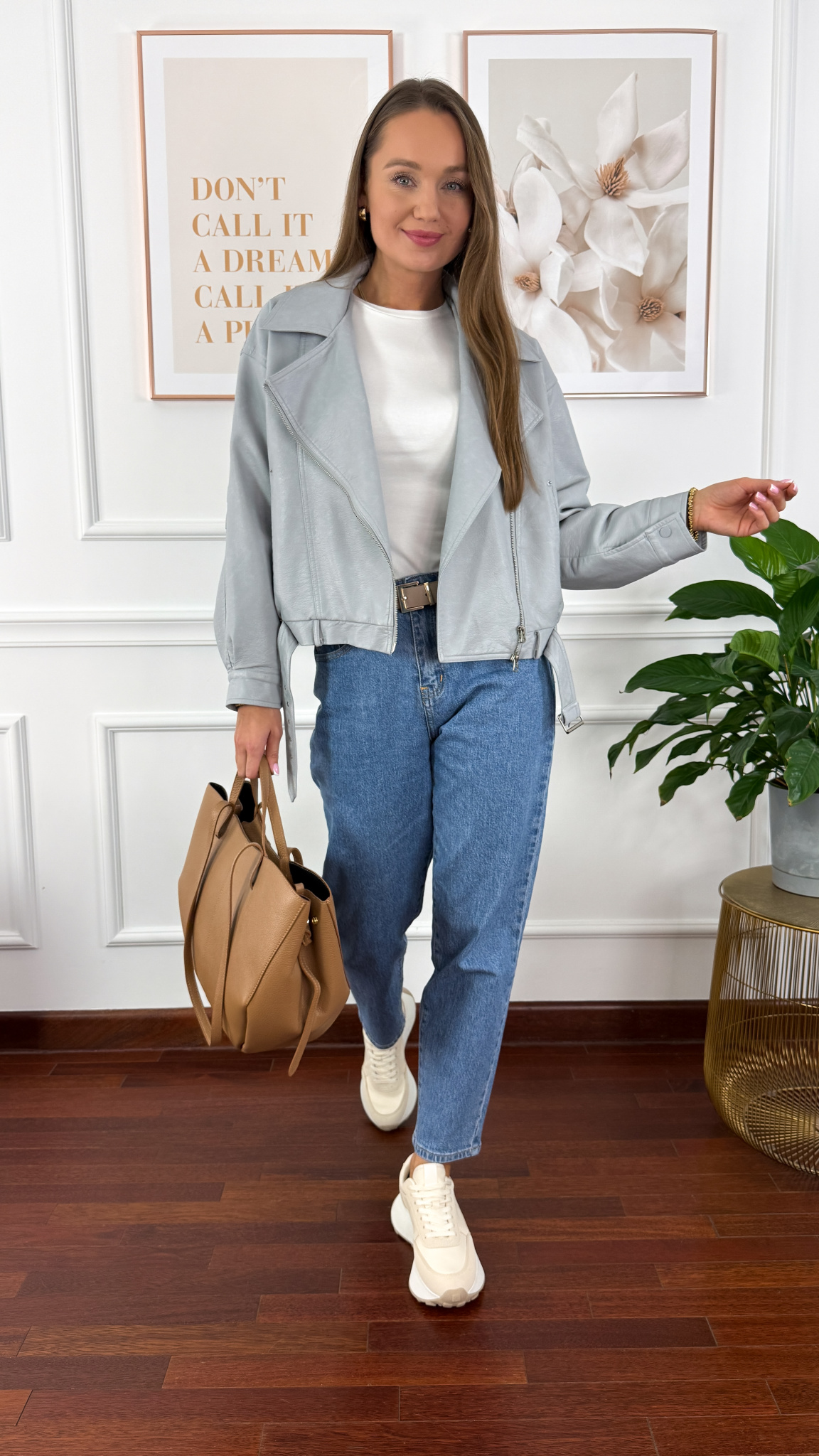 Ramoneska Dalma gołębia