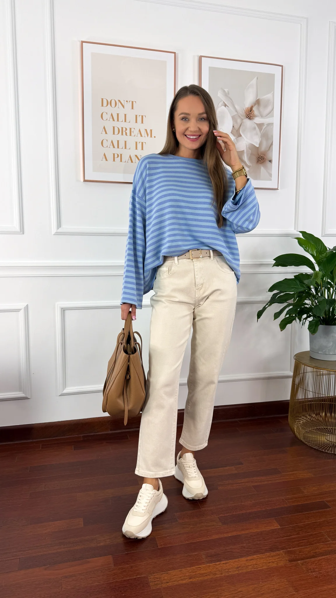 Materiałowe spodnie Abia beżowe