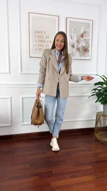 Dwurzędowa marynarka Stefania beżowa