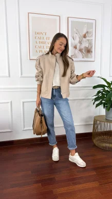 Kurtka Rosalia beżowa