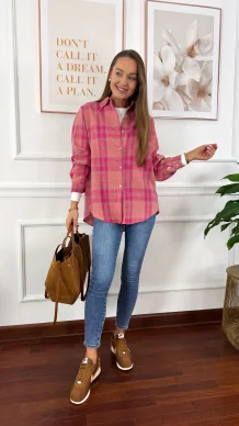 Koszula w kratę Calesia róż-fuksja