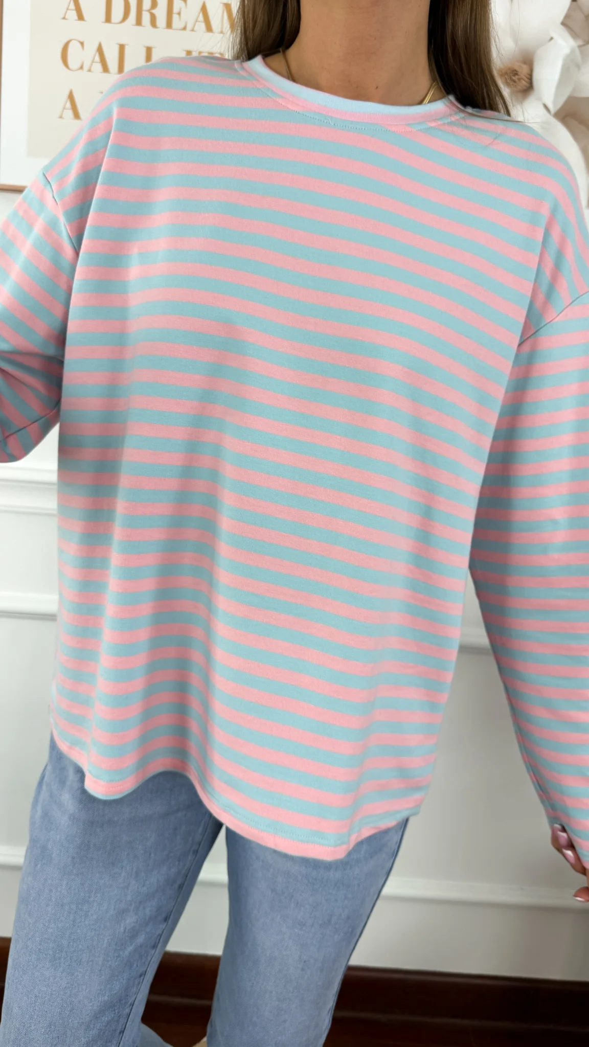 Bawełniana bluza Sindy w paski błękitno-różowe