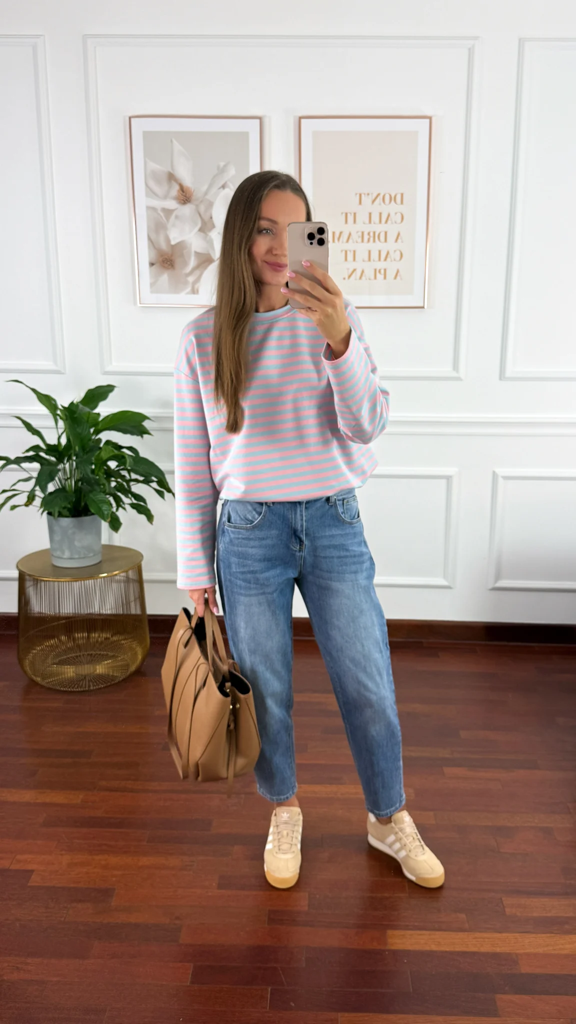 Bawełniana bluza Sindy w paski błękitno-różowe