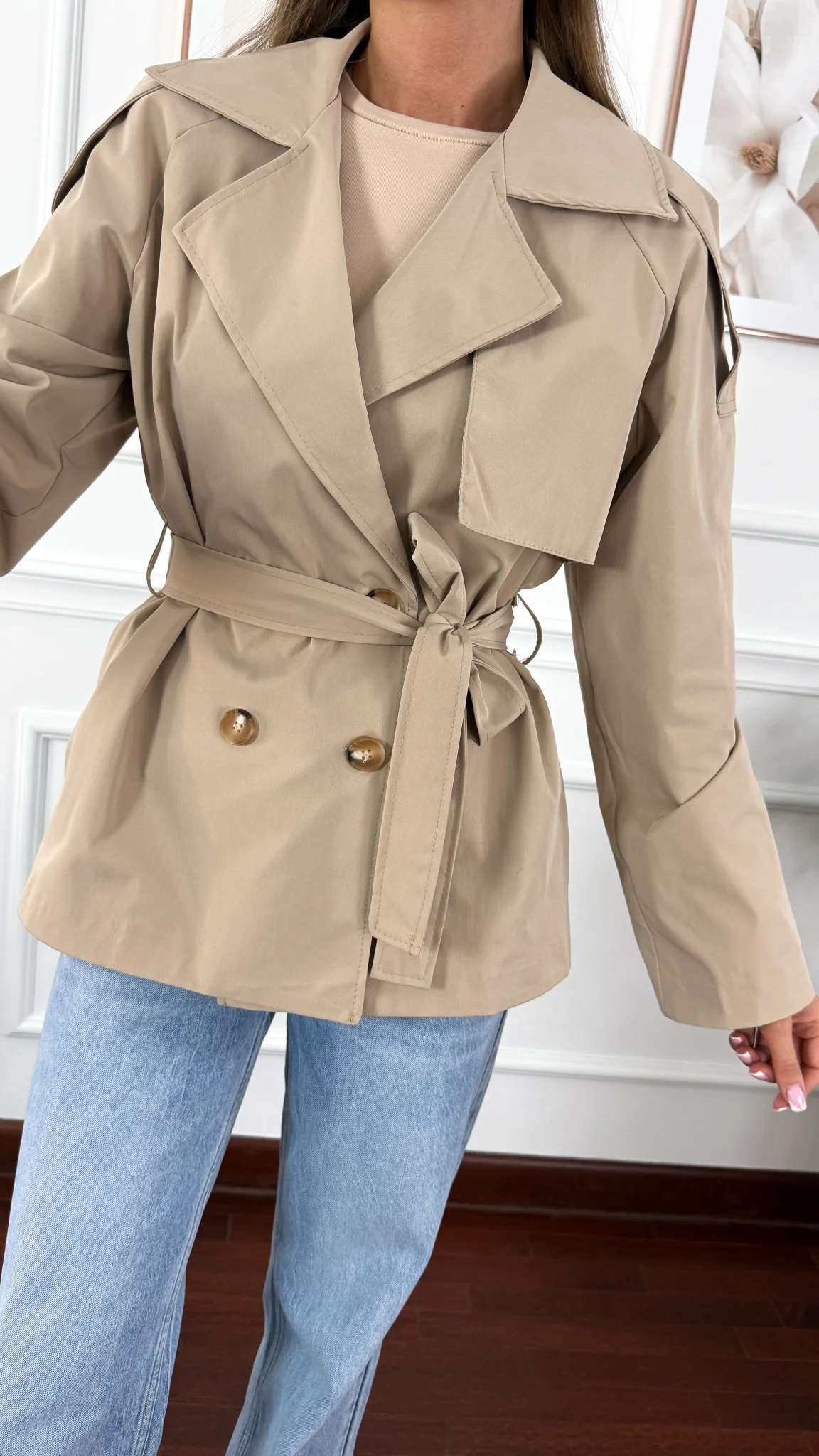 Trencz krótki Beth beżowy