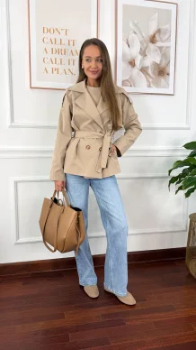 Trencz krótki Beth beżowy