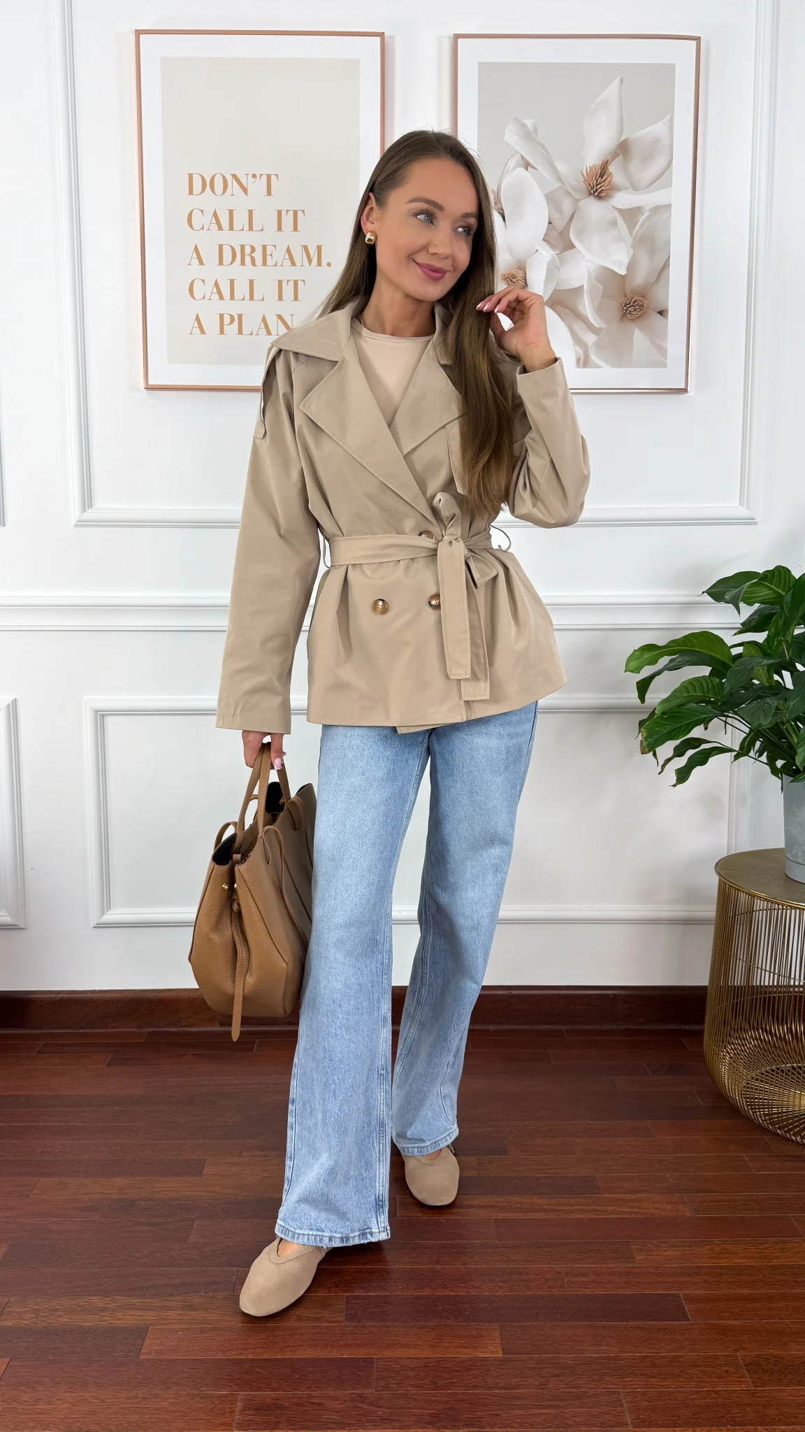 Trencz krótki Beth beżowy