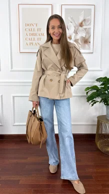 Trencz krótki Beth beżowy