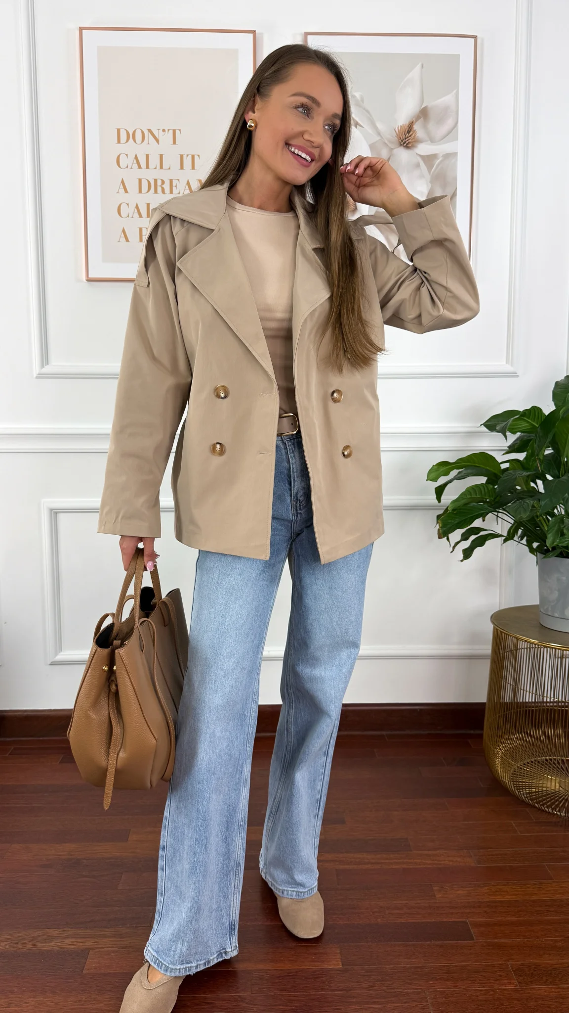 Trencz krótki Beth beżowy