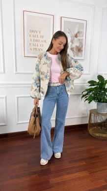 Bomberka Gracy w kwiaty