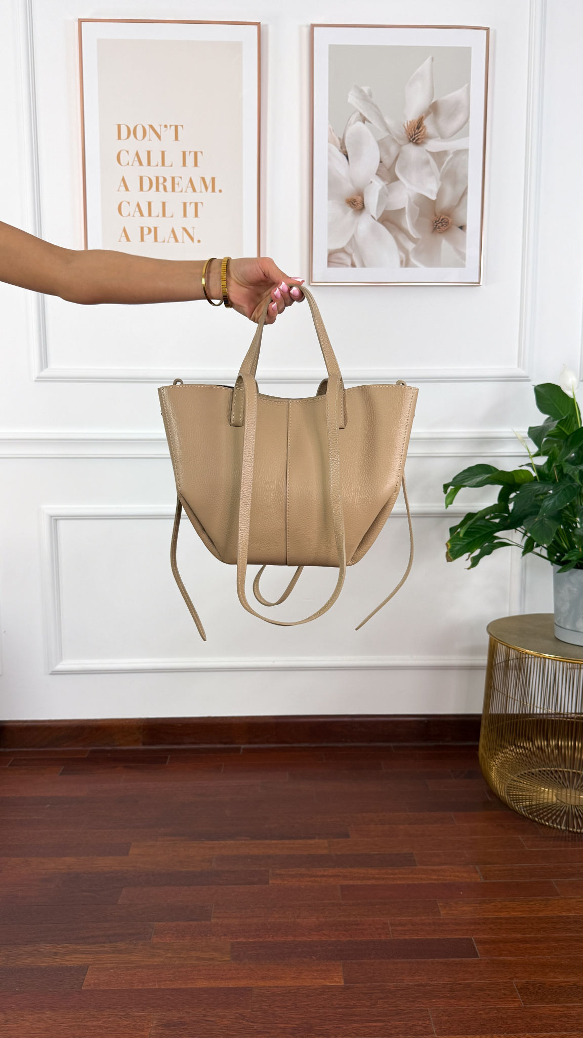 Skórzana torebka Fino mniejsza beżowa