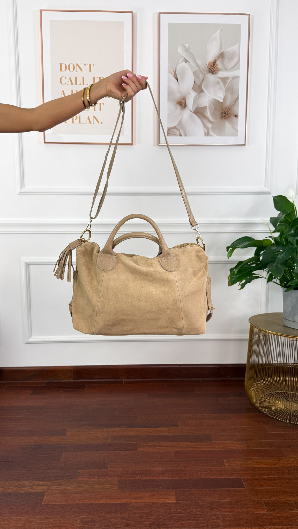 Skórzana zamszowa torebka...