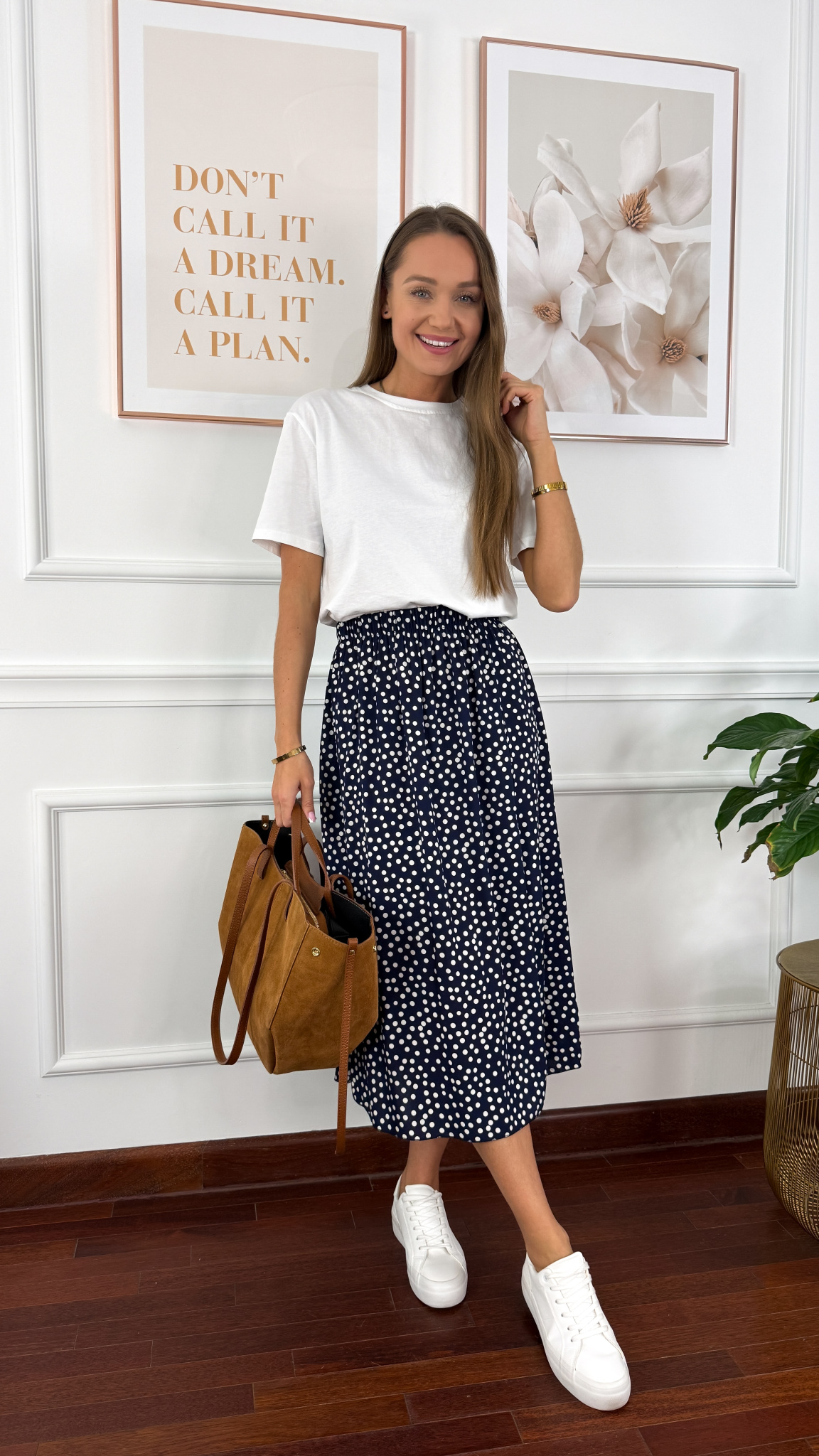 Wiskozowa spódnica Dani granatowa w kropki