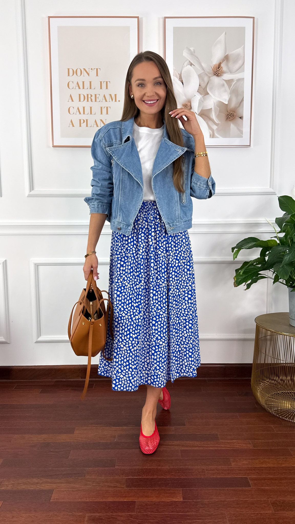 Wiskozowa spódnica Dani chabrowa w listki