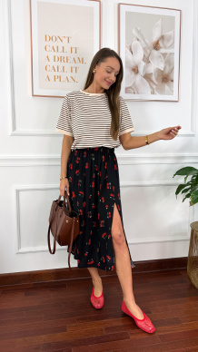 Wiskozowa spódnica Dani czarna w wiśnie