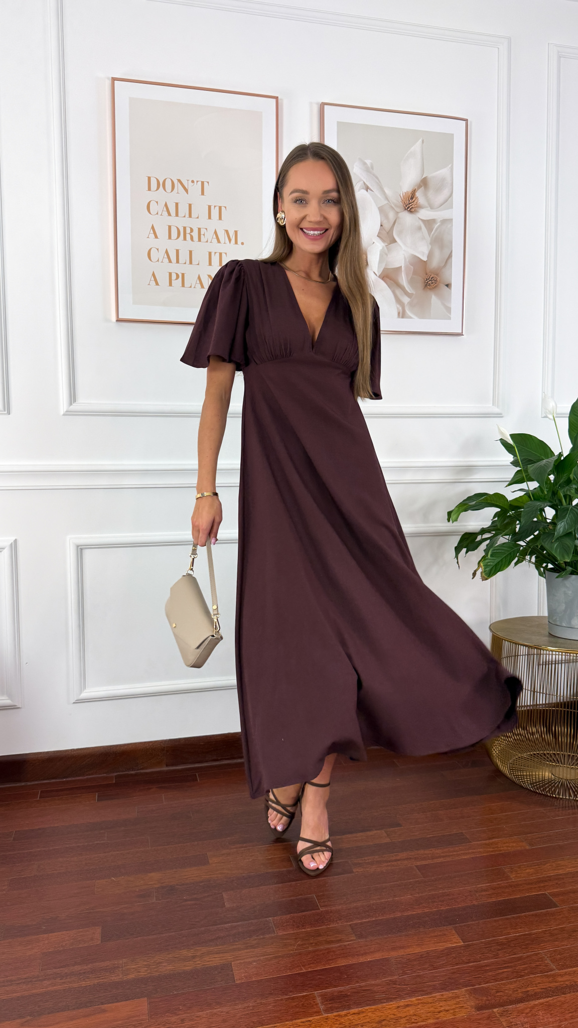 Bawełniana sukienka maxi Lores czekoladowa