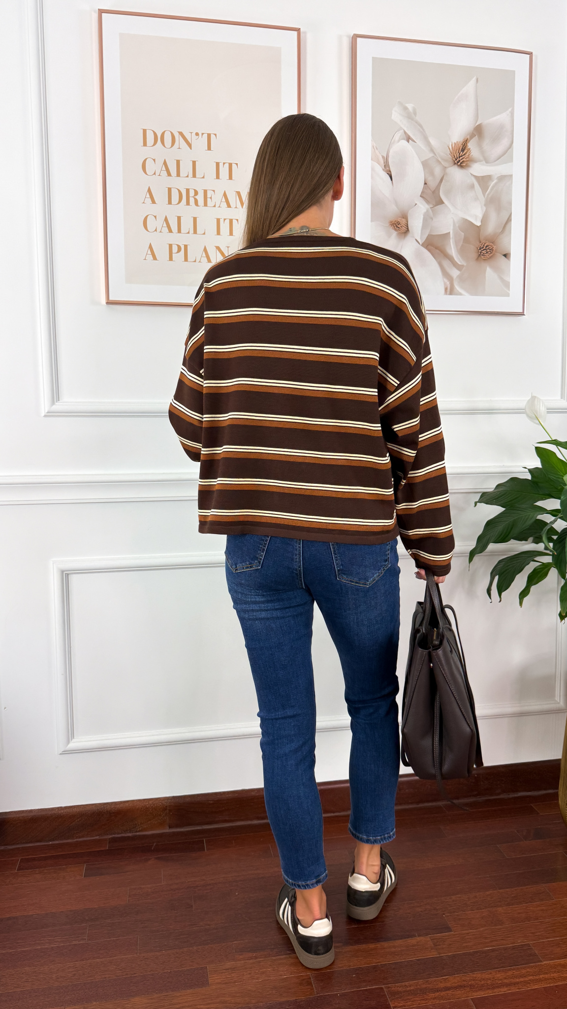 Wiskozowy sweter Rori brązowy w czekoladowe paski