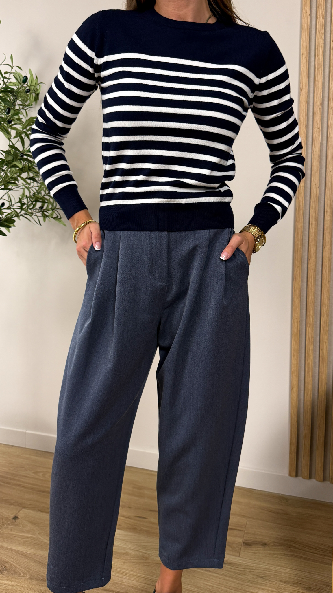 Sweter Nina w paski granatowy